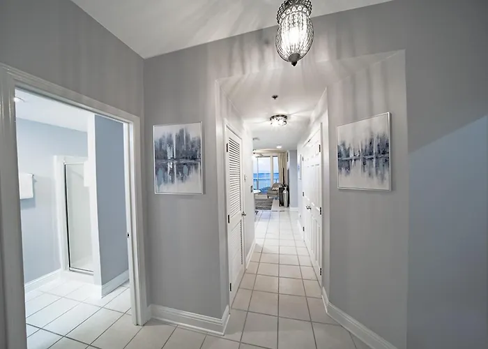 Holiday home Gulf-front W Gorgeous Views Balcony & Shared Pools Hot Tubs & Gym Gulf Shores