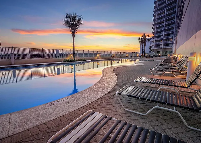 Holiday home Gulf-front W Gorgeous Views Balcony & Shared Pools Hot Tubs & Gym